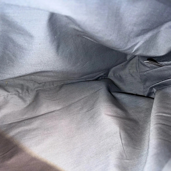 Victoria’s Secret, all gold pebble finish lined satchel w/ gold top zip closure - Picture 6 of 10